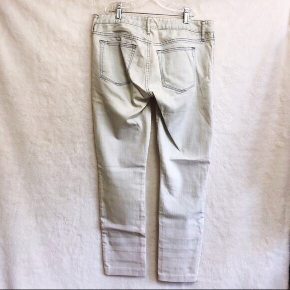 GAP Always Skinny Light Denim Wash Jeans - Picture 3 of 8